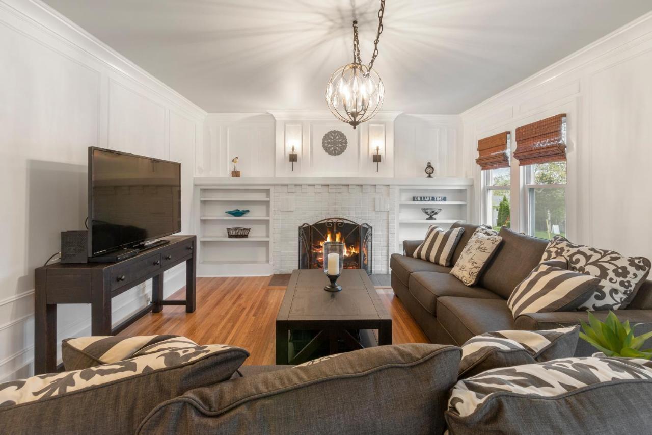 Gorgeous Downtown Bungalow, Walk Everywhere!!! Lake Geneva Dış mekan fotoğraf